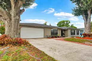 13346 Moran Dr, Tampa, FL 33618 - Photo 26