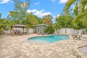 10437 Cirimoya Ln, Seminole, FL 33772 - Photo 18