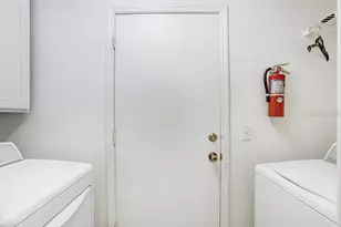 2418 New Haven Cir, Sun City Center, FL 33573 - Photo 12