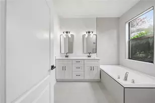 1908 Abbey Ridge Dr, Dover, FL 33527 - Photo 18
