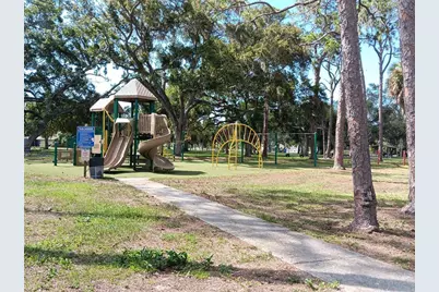 830 37th Avenue S, Saint Petersburg, FL 33705 - Photo 28