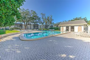 711 Russell Ln, Brandon, FL 33510 - Photo 38