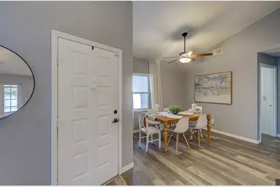13222 Pine Creek Circle, Riverview, FL 33579 - Photo 8