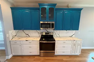 2811 Ravendale Ln, Holiday, FL 34691 - Photo 10
