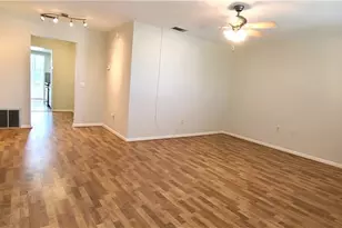 911 Washington Ave, Largo, FL 33770 - Photo 2