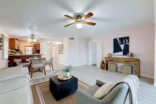 1900 68th St N, Saint Petersburg, FL 33710 - Photo 10