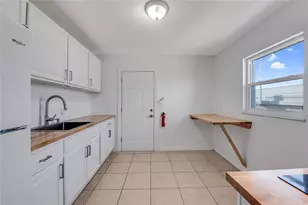 1909 W Green St, Tampa, FL 33607 - Photo 26