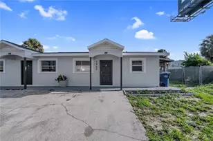 1909 W Green St, Tampa, FL 33607 - Photo 2