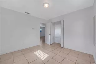 1909 W Green St, Tampa, FL 33607 - Photo 30