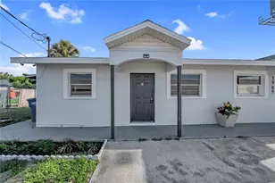 1909 W Green St, Tampa, FL 33607 - Photo 4