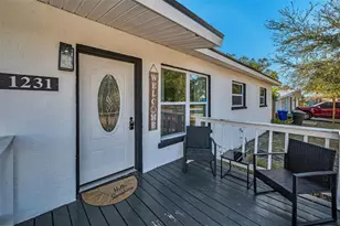 1231 Little John Ln, Dunedin, FL 34698 - Photo 4