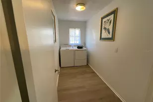 2224 42nd St W, Bradenton, FL 34205 - Photo 12