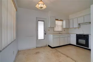 5619 19th Ave N, Saint Petersburg, FL 33710 - Photo 8