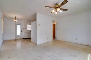 5619 19th Ave N, Saint Petersburg, FL 33710 - Photo 6