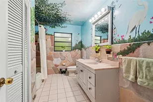 10308 N Oakleaf Ave, Tampa, FL 33612 - Photo 12