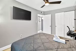 9370 83rd St, Seminole, FL 33777 - Photo 22