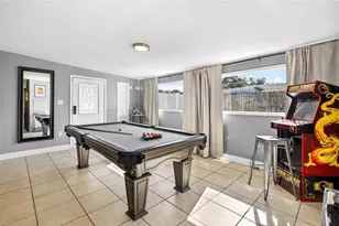 9370 83rd St, Seminole, FL 33777 - Photo 10