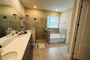 23302 Scaglione Dr, Lutz, FL 33549 - Photo 4