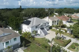 1605 Gulf Rd, Tarpon Springs, FL 34689 - Photo 2