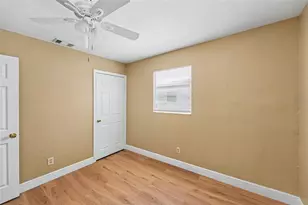 7924 Bahia Ave, Tampa, FL 33619 - Photo 18