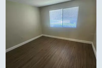 209 Corkwood Ln, Oldsmar, FL 34677 - Photo 8