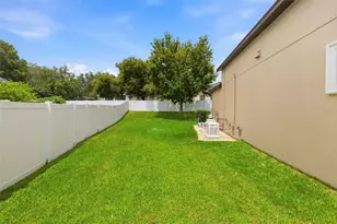 2723 Colewood Ln, Dover, FL 33527 - Photo 36