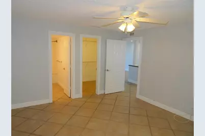 2775 Kipps Colony Drive S #304, Saint Petersburg, FL 33707 - Photo 14