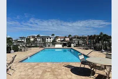 2775 Kipps Colony Drive S #304, Saint Petersburg, FL 33707 - Photo 22