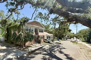 725 14th Ave S, Saint Petersburg, FL 33701 - Photo 2