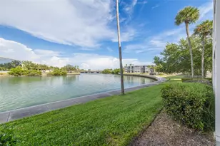 7425 Bay Island Dr S, Saint Petersburg, FL 33707 - Photo 34