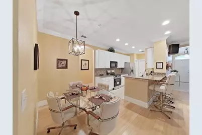8609 Alexandra Arbor Lane, Temple Terrace, FL 33637 - Photo 18