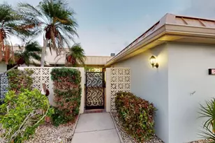 636 Boca Ciega Point Blvd S, Saint Petersburg, FL 33708 - Photo 2