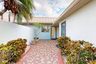 636 Boca Ciega Point Blvd S, Saint Petersburg, FL 33708 - Photo 6