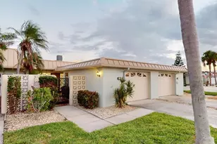 636 Boca Ciega Point Blvd S, Saint Petersburg, FL 33708 - Photo 10