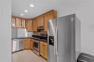 5055 Cypress Trace Dr, Tampa, FL 33624 - Photo 10
