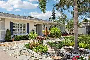 14309 Brentwood Dr, Tampa, FL 33618 - Photo 40