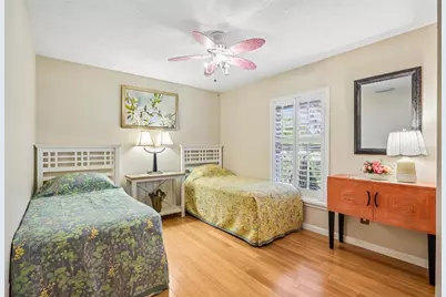 14309 Brentwood Drive, Tampa, FL 33618 - Photo 16