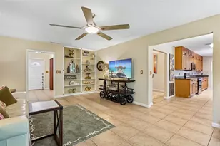 14309 Brentwood Dr, Tampa, FL 33618 - Photo 48