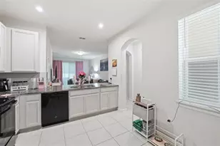 2160 Laceflower Dr, Brandon, FL 33510 - Photo 10