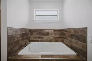 1707 E Emma St, Tampa, FL 33610 - Photo 22