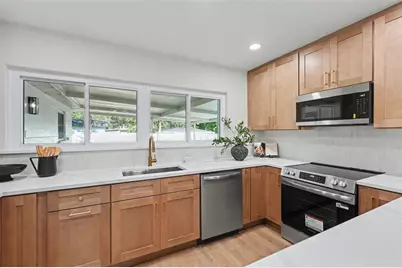 6504 N 20th Street, Tampa, FL 33610 - Photo 10