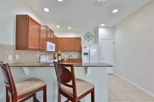 5618 Sunset Falls Dr, Apollo Beach, FL 33572 - Photo 12