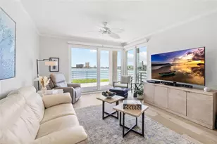 8021 Sailboat Key Blvd S, Saint Pete Beach, FL 33707 - Photo 16