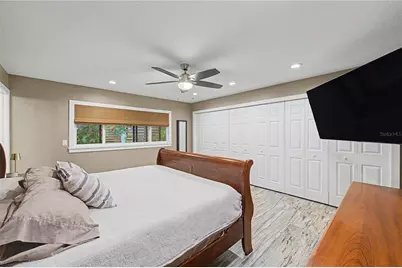 1112 Lakemont Drive, Valrico, FL 33594 - Photo 18