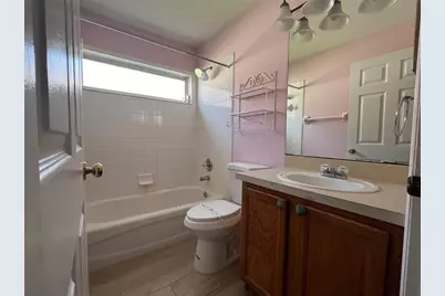 18169 Sandy Pointe Drive, Tampa, FL 33647 - Photo 14