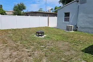 1946 15th Ave S, Saint Petersburg, FL 33705 - Photo 22