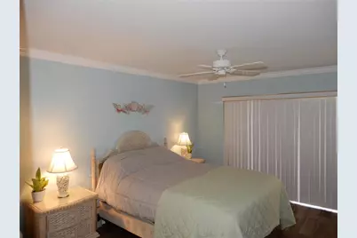 103 1st Street E #210, Tierra Verde, FL 33715 - Photo 10