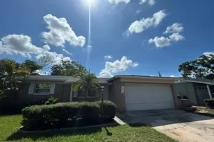 6617 27th Way N, Saint Petersburg, FL 33702 - Photo 2