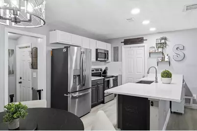 7506 Coral Vine Lane, Tampa, FL 33619 - Photo 12