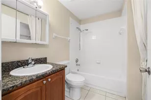 5440 S MacDill Ave, Tampa, FL 33611 - Photo 16